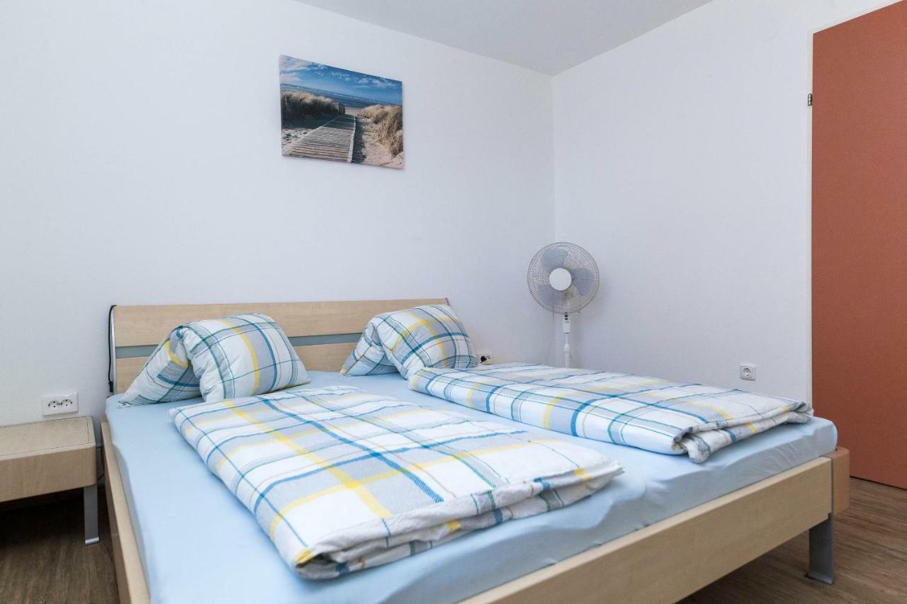 Moderne Souterrainwohnung Crikvenica Exterior photo